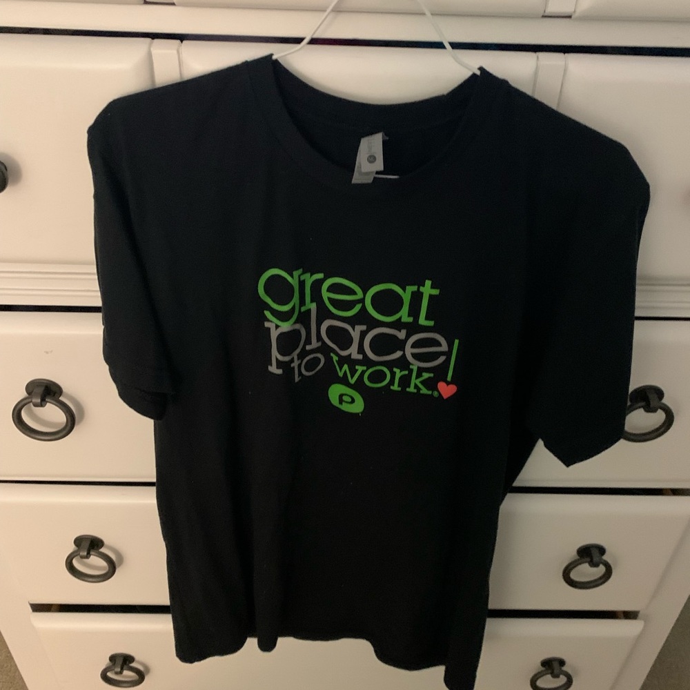 Medium size Publix tshirt